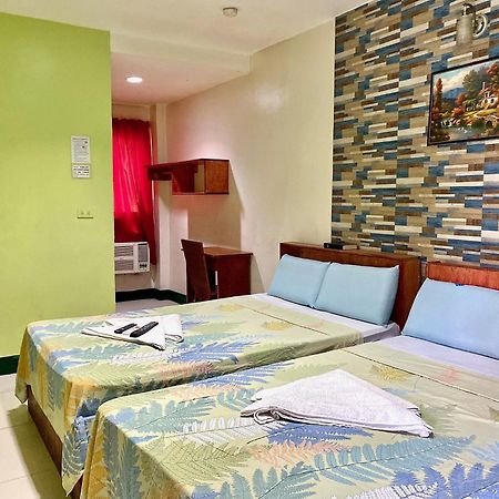Aosmec Square Hotel Мактан Экстерьер фото